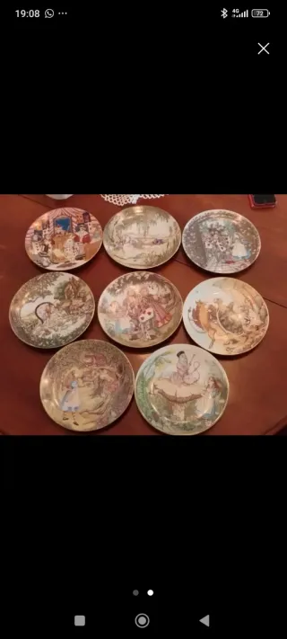 Set 8 Piatti Decorati Alice Paese Meraviglie