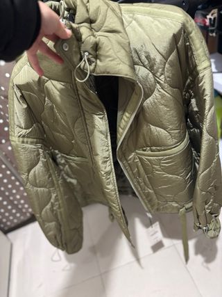 Chaqueta Zara verde oversize