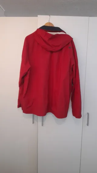 Chaqueta impermeable roja Tribord