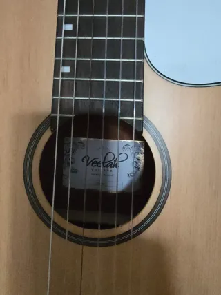 Guitarra Acústica Cutaway