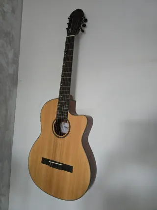 Guitarra Acústica Cutaway