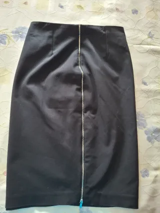 Falda negra cremallera Morgan