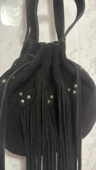 Bolso Slowlove ante negro flecos