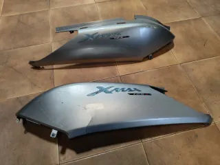 Tapas Laterales Yamaha XMAX 125