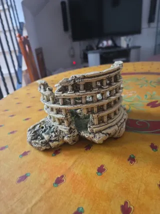 Decoración Acuario Coliseo Romano
