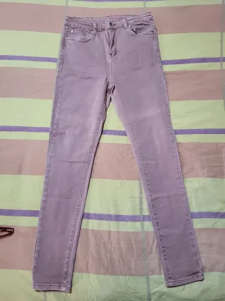 Pantalón vaquero mujer malva ajustado