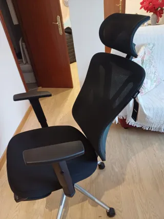 Se vende silla de escritorio nueva