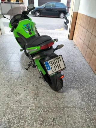 Moto Kawasaki Verde er6f