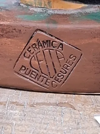 Figura cerámica celta mujer con bebé