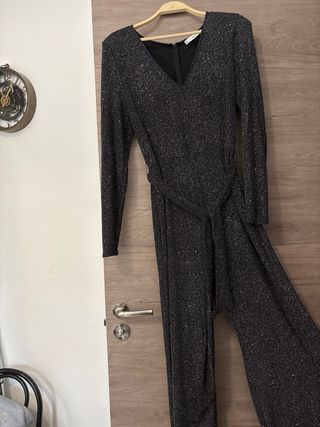 Vestido largo plateado brillante