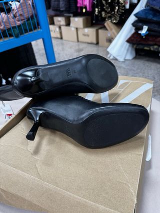 Botines negros Zara NUEVOS 40