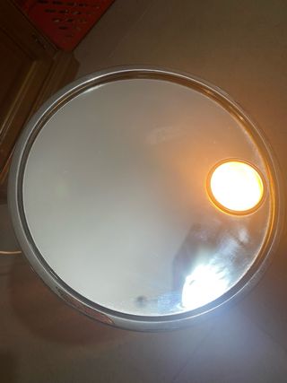 Specchio vintage rotondo con luce