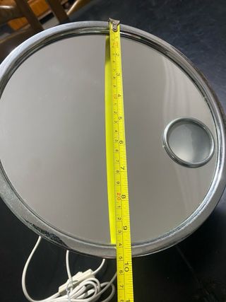 Specchio vintage rotondo con luce