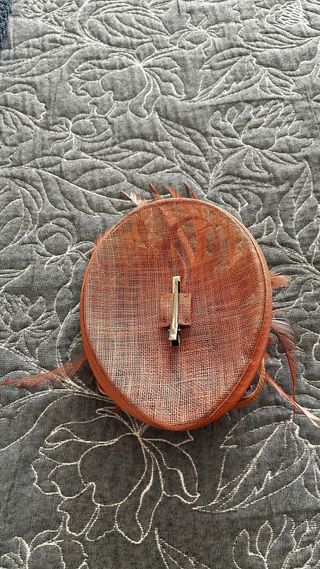 Tocado de plumas rosa palo