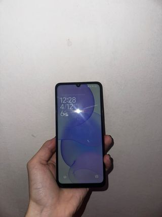 vendo xiaomi 13c de 256gb de almacenamiento