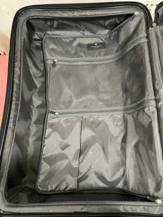 Maleta azul de Paco Martínez