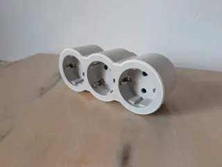 Regleta triple Legrand