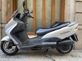 Suzuki Burgman 150cc - ¡6 MESES DE GARANTÍA!