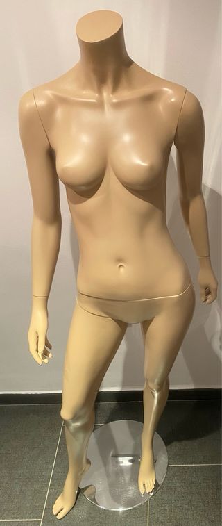 Maniquí Mujer Articulable Completo