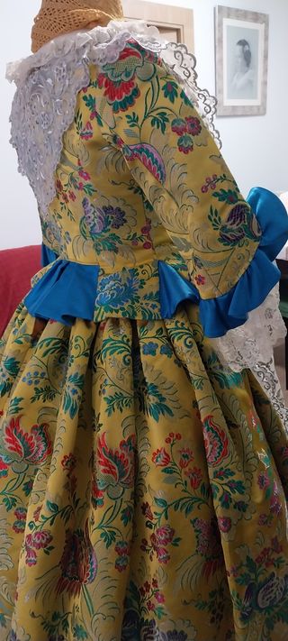 Traje de Fallera Amarillo y Azul