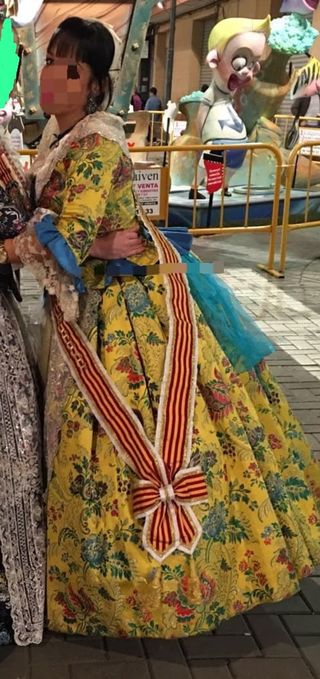 Traje de Fallera Amarillo y Azul