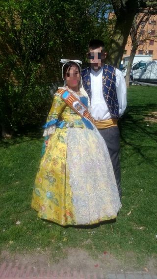 Traje de Fallera Amarillo y Azul