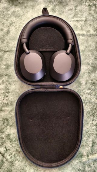 ¡NUEVOS! Auriculares Sony WH-1000XM5 Negros