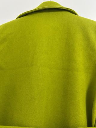 Cappotto verde acido lungo con cintura