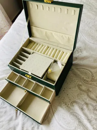 Joyero grande verde y beige