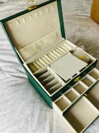 Joyero grande verde y beige