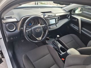 Toyota RAV4 2015