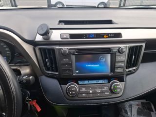 Toyota RAV4 2015