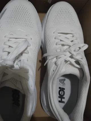 Bambas hoka bondy 9 W