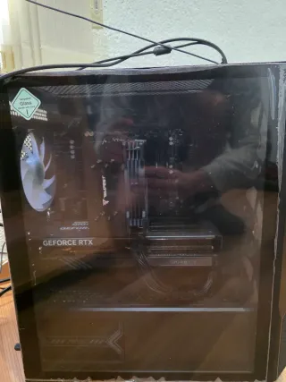 PC gaming completo con tan solo 6 meses de uso