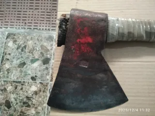 Hacha grande antigua