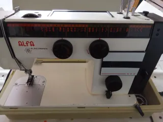 Máquina de coser Alfa Electronic