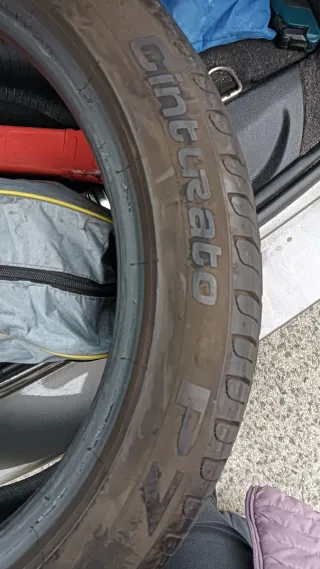 Neumático Pirelli