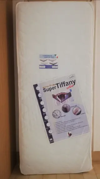 Materasso singolo mai usato