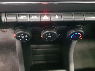 Renault Clio Business TCE 100 CV