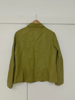 Chaqueta de piel verde oliva mujer