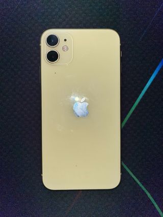 iPhone 11 Amarillo 64GB