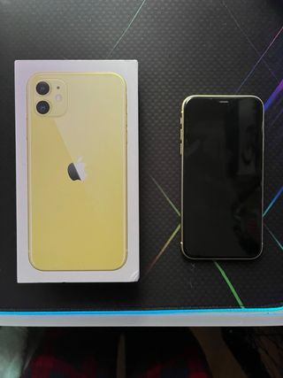 iPhone 11 Amarillo 64GB de Segunda mano por 120 EUR en Huelva