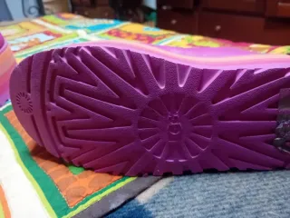 Zapatos UGG plataforma rosa talla 38