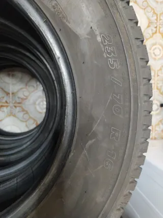 Michelin Latitude Cross 235/70 R16