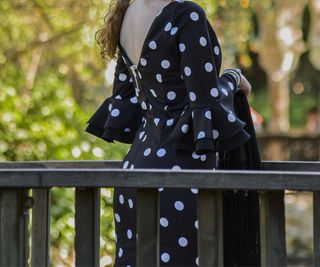 Traje Flamenca Negro Lunares Blanco