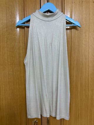 Top halter dorado brillante