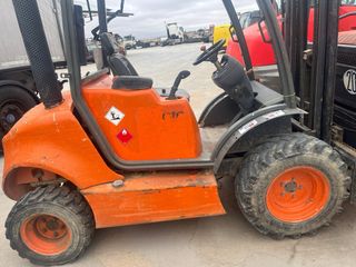 Carretilla elevadora 4x4 Ausa C150H