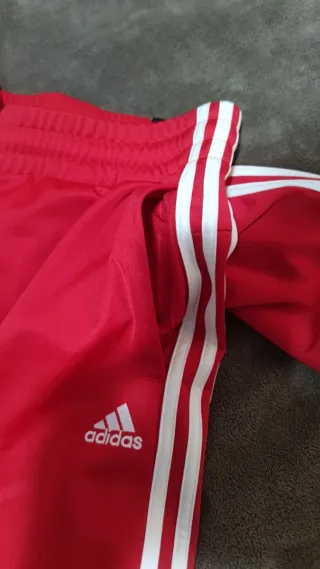 Chándal Adidas deportivo