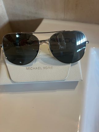 Gafas de sol Michael Kors Aviador Plata Negro