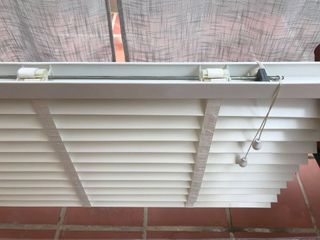 Persianas venecianas PVC ventana estrecha